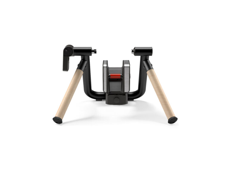 Elite Tuo - Hometrainer med riser block - Zwift